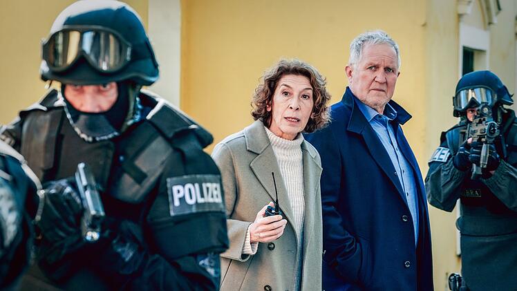 Die Wiener Innenstadt als Kampfzone: Bibi Fellner (Adele Neuhauser) und Moritz Eisner (Harald Krassnitzer) geraten als Mordermittler eher zufällig in eine große gesellschaftliche Auseinandersetzung. Die Demonstranten lehnen den Staat und seine Autoritäten ab. Nun ist einer von ihnen tot. Erschlagen von der Polizei, die ihre Tat vertuschen will?