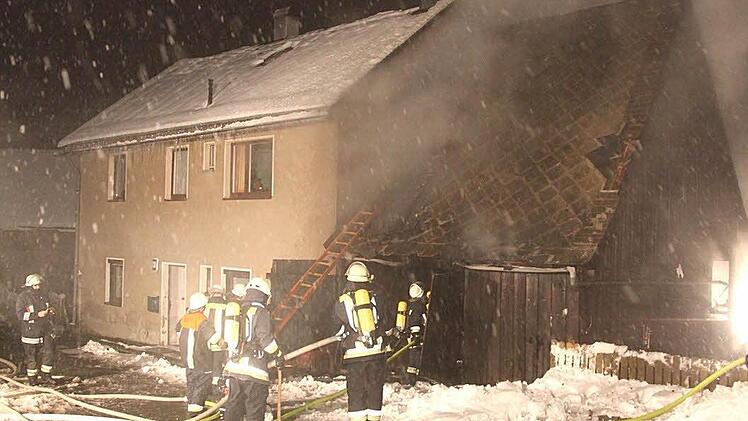 Den Schaden beziffert die Polizei auf 20000 Euro.