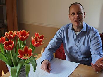 Als Mann der Taten für die Marktgemeinde Elfershausen sieht sich Bürgermeister-Kandidat Johannes Krumm aus Engenthal. Foto: Tanja Krumm