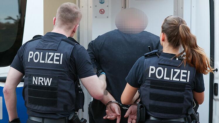 Gro&szlig; angelegte Razzia gegen Geldw&auml;scher und &laquo;Hells Angels&raquo;