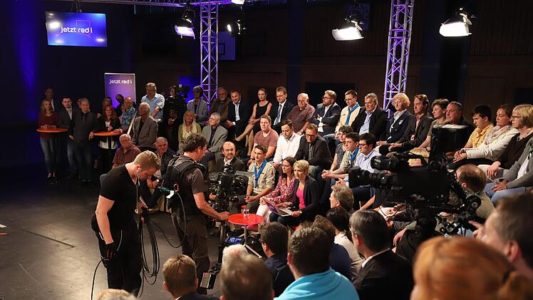 Die Fernsehsendung "Jetzt red i" war zu Gast in Kronach. Foto: Marian Hamacher