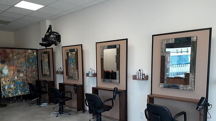 Nürnberg: Friseur "Haarscharf" passt Öffnungszeiten an - Mittwoch geschlossen wegen Energiekrise