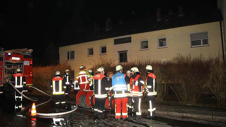 Einsatz bei der Flüchtlingsunterkunft am Hundsanger.  Foto: Katrin Geyer