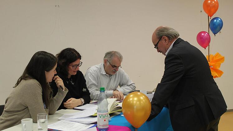 Die Juoren bei der Entscheidungsfindung (von links): Christiane Meyer, Nathascha Monath, Joannis Platis und Ulrich Raab Carmen Schwind