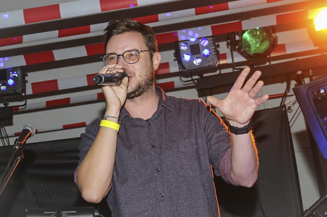 Party und Tanz in der Dreifachhalle
