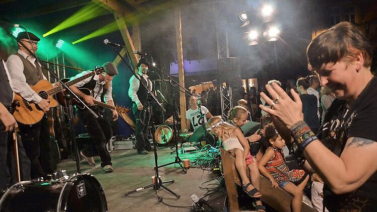 "The Sandsacks" aus Berlin rissen das Publikum am Samstagabend mit.