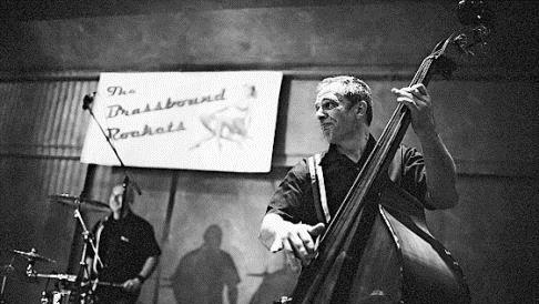 Die "Brassbound Rockets" laden zum Mitgrooven ein. Foto: pr