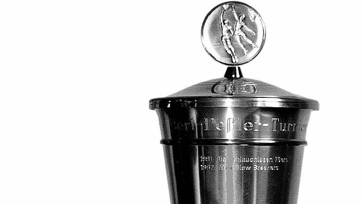 Der traditionsreiche Bert-Peßler-Pokal Foto: Privat