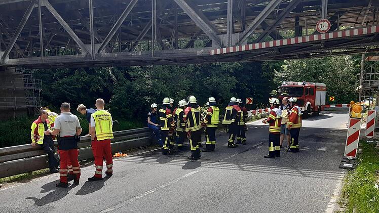 Unfall in Fr&auml;nkischer Schweiz: Radfahrer st&uuml;rzt drei Meter tief