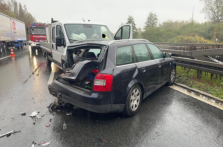 Unfall am Autobahnkreuz Bamberg - "heftiger Zusammenstoß"