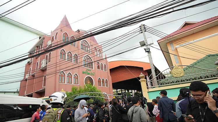 Sch&uuml;sse an Schule in Thailand