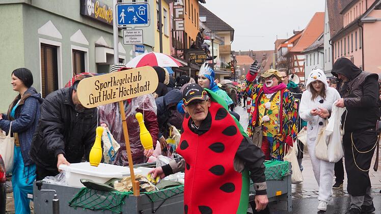 Faschingszug in Höchstadt  Foto: Theresa Schiffl