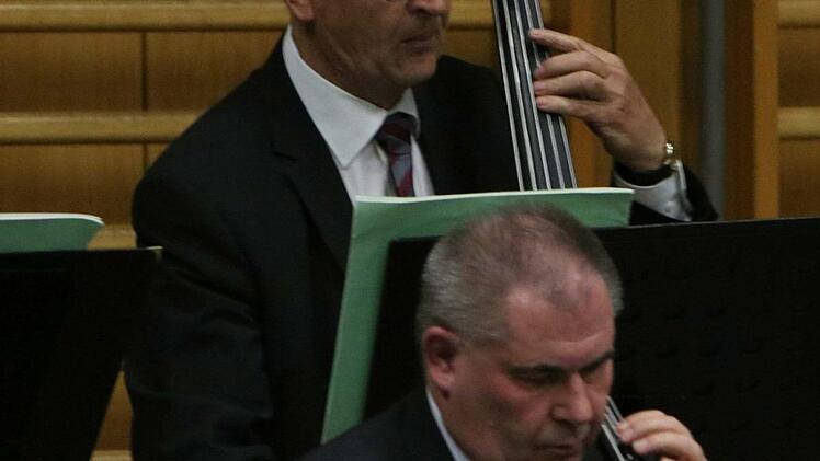 Impressionen vom Sinfoniekonzert mit dem Orchester der Musikfreunde NeustadtFoto: Jochen Berger