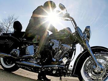 Biker starten in die neue Saison. Foto: CT-Archiv