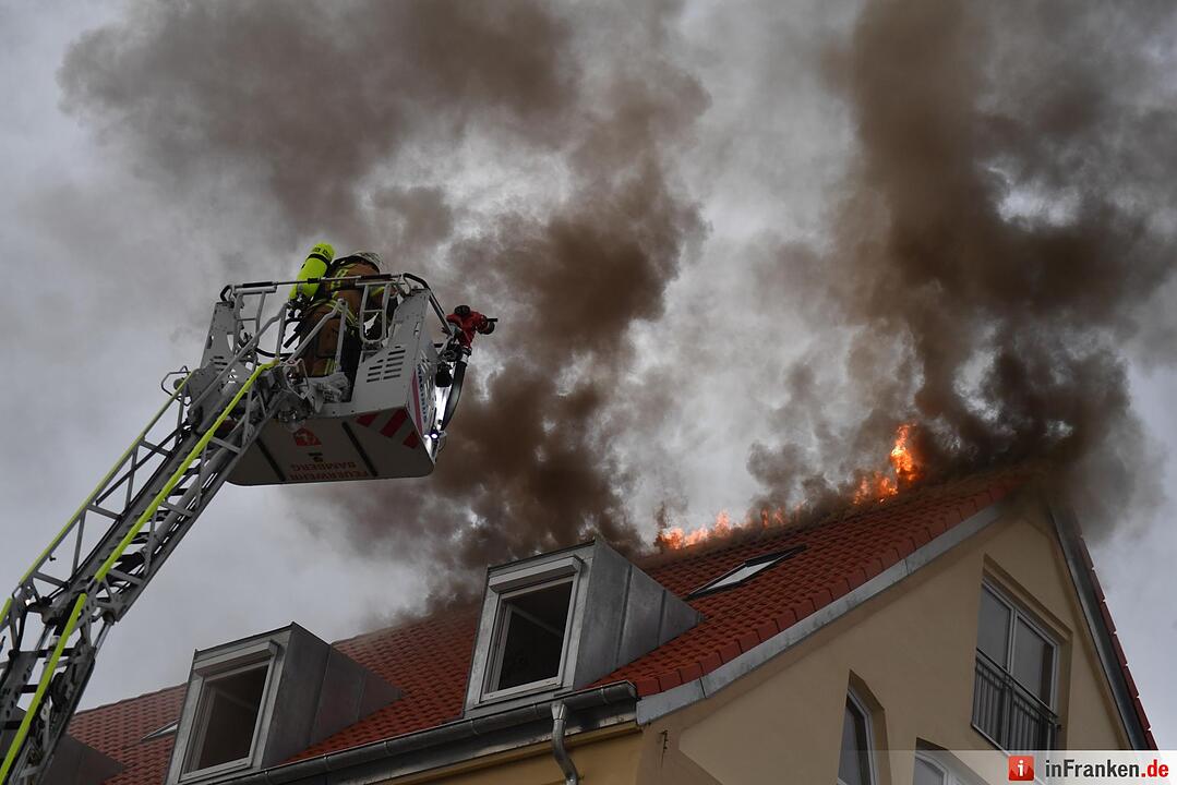 Dachstuhlbrand in der Geisfelder Straße in Bamberg