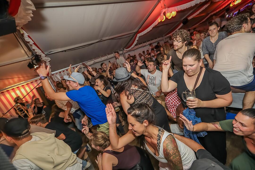 Endlich wieder Partystimmung im Sandgebiet