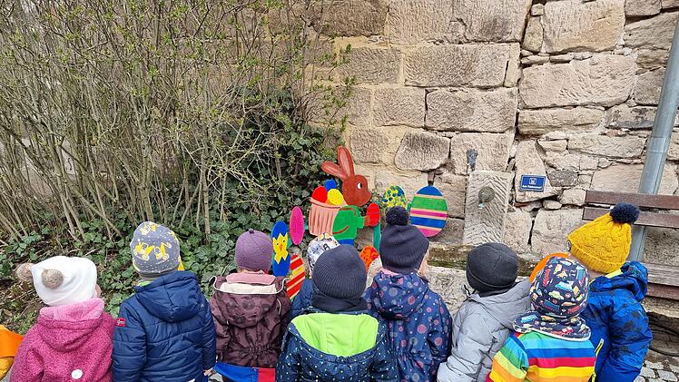 Ahorn: Osterbrunnen-Saison eröffnet