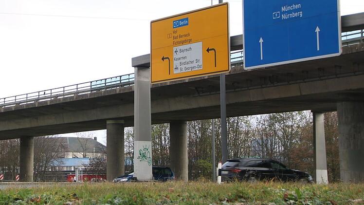A9 am Wochenende voll gesperrt: Bayreuther Hochbrücke wird abgerissen