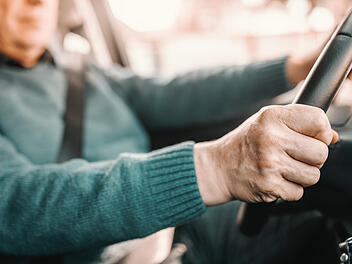 Rentner, Auto fahren, Auto, KfZ, Steuern, Ruhestand