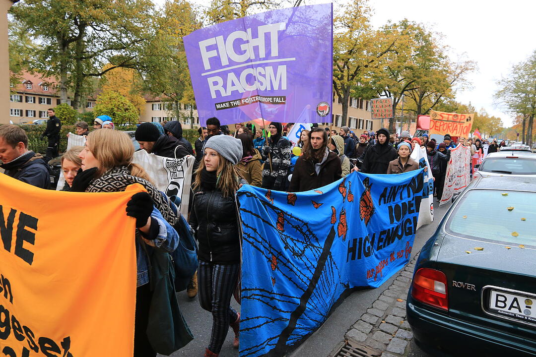 Linke Demo gegen Balkanzentrum Bamberg