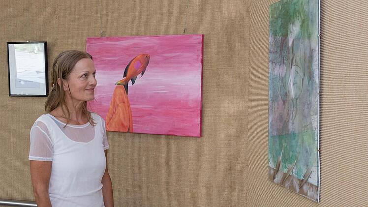 Künstlerin Daniela Then zeigt in der Kleinen Galerie ihre erste Ausstellung. Foto: Björn Hein