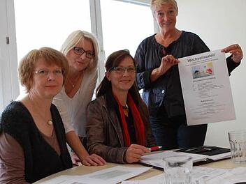 Plädieren für eine gemeinsame, faire und paritätische Lösung zum Wohl des Kindes: Regina Hüttinger, Bettina Lesch-Lasaridis, Birgit Sonanini und Erna Rank-Kern (von links).