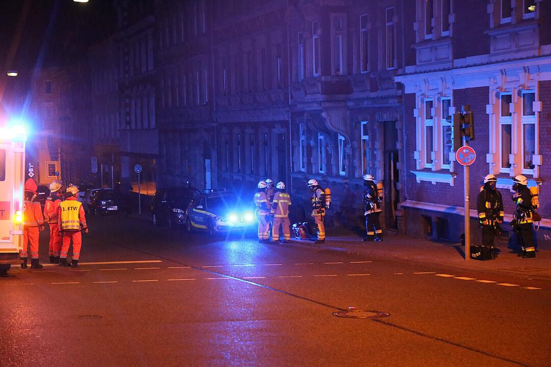 Wohnhaus in Hof in Flammen