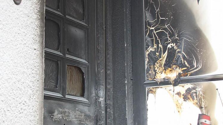 So sah der Eingangsbereich nach der Brandnacht aus.  Foto: Hartmann