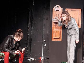 Fanny Schmidt und Mirjam  Seitfudem als Ben  und Gus. Hartmut Hessel