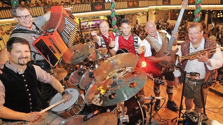 Die "Münchner Zwietracht" sorgt auf der Wies'n für volles Haus. Am 18. Juni hat der ATS Wartenfels die Oktoberfest-Kapelle als Zugpferd für das Vereinsjubiläum gebucht. Foto: Archiv