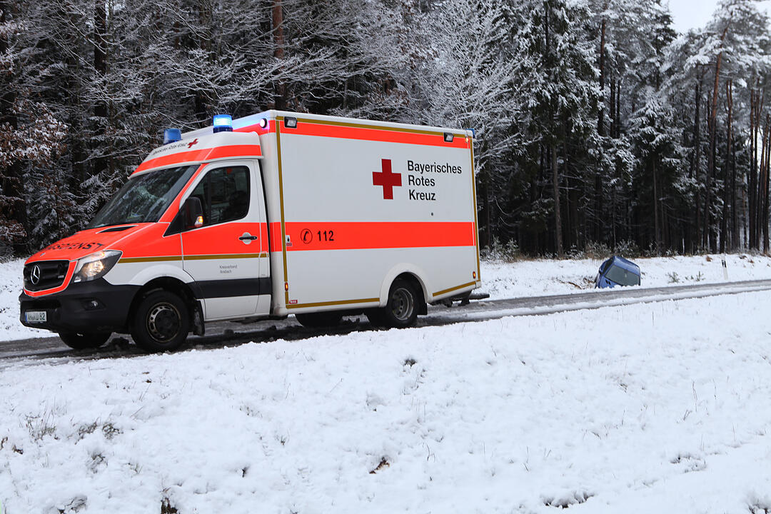 Kreis Ansbach: Auto kracht in Rettungswagen