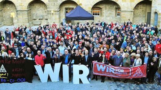 Auf Schloss Thurnau, wo sich sonst die Arbeitsgeber treffen, hat die oberfränkische IG Metall die heiße Phase der Tarifrunde eröffnet.  Foto: Fuchs