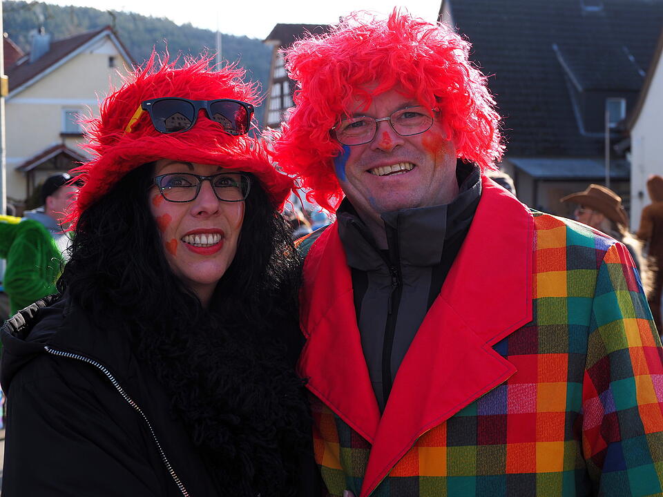 Wildes Faschingstreiben in Steinach an der Saale.