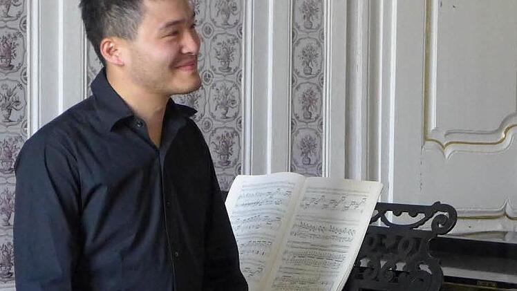 Pianist Hiroto Saigusa.Foto: Sabine Meißner