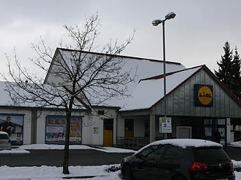 Bereits am nächsten Montag rollen beim Lidl im Kanonenweg die Bagger an. Foto: Johannes Schrenker