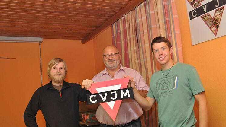 (von links): Frank Kettler, Vorsitzender Wolfgang Kettler, Simon Müller.