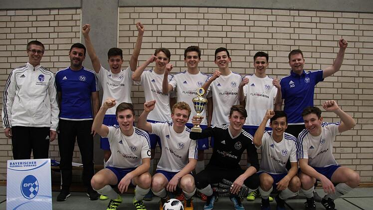 U17-Endrunde: Siegerfoto TV 48 Erlangen