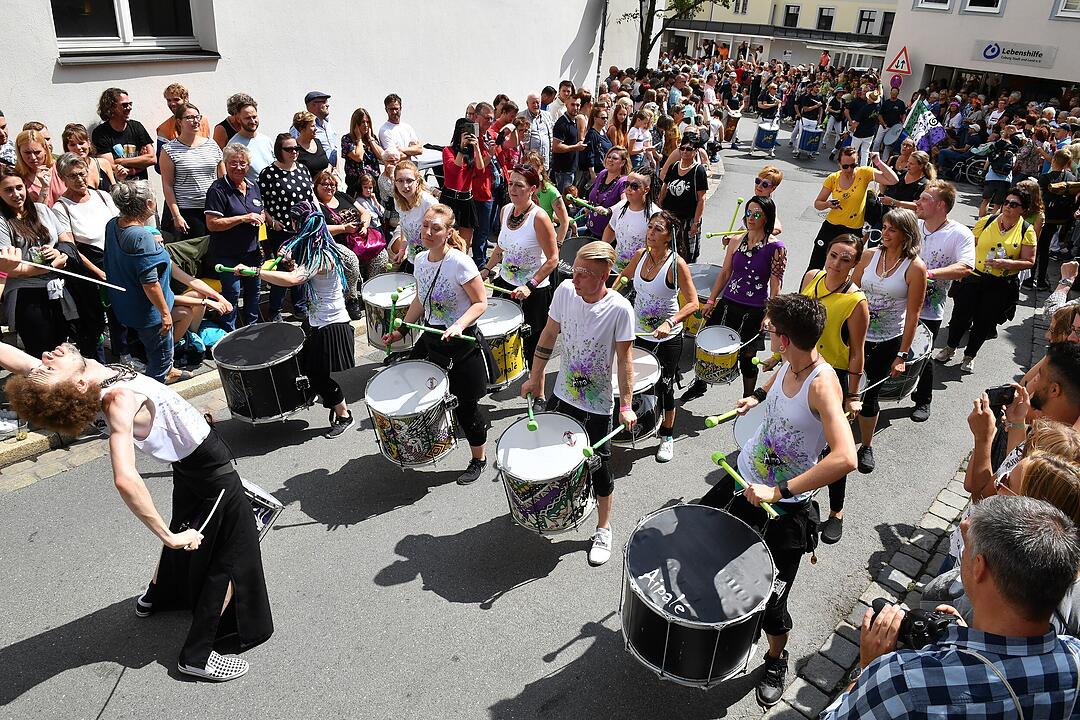 Umzug beim Samba-Festival in Coburg