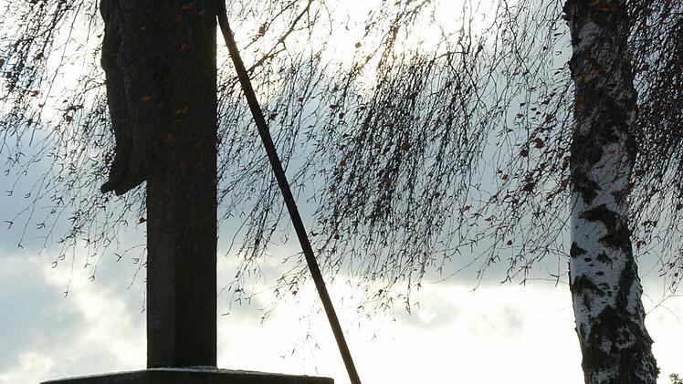 Hoch über dem Maintal kommt man schon auch mal auf komische Gedanken.