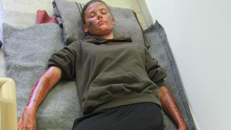 Maria Stübinger wollte sich noch in Sicherheit bringen, ist aber auf der Treppe zusammengebrochen. Foto: Sonja Adam