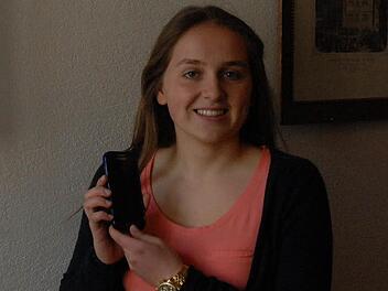 Lolita G. ist glücklich, dass sie ihr Smartphone wieder hat. Foto: privat