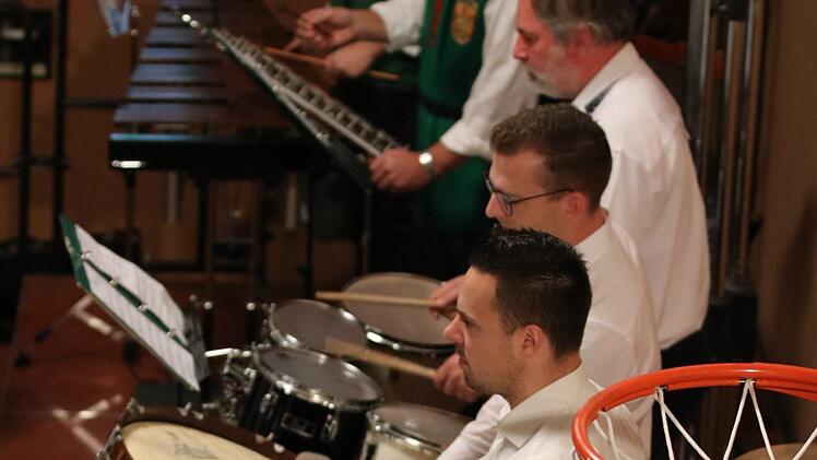 Gute Laune  war Programm beim Auftritt des Wildfleckener Musikzuges. Foto:  Sebastian Schmitt
