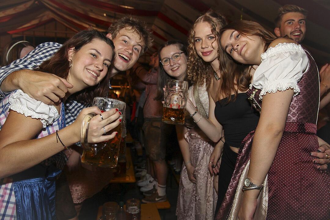 Für Partystimmung sorgten die "Stoapfälzer Spitzbuam"
