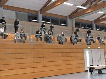 Zur Sitzung des Gemeinderats waren zahlreiche Zuschauer erschienen.