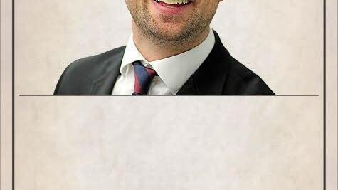 Stefan Rottmann, 25. Leben: Rottmann, Jahrgang 1986, arbeitete zuletzt in einer Bank.  Er hat eine Freundin. Gemeinde: In Schonungen  leben 7800 Menschen. Bekannt wurde die Gemeinde durch die  Sattler-Altlast (Farbenfabrik).