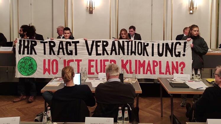 Bamberg: Fridays For Future besetzt Stadtratssitzung - "Jetzt sind wir wieder hier"
