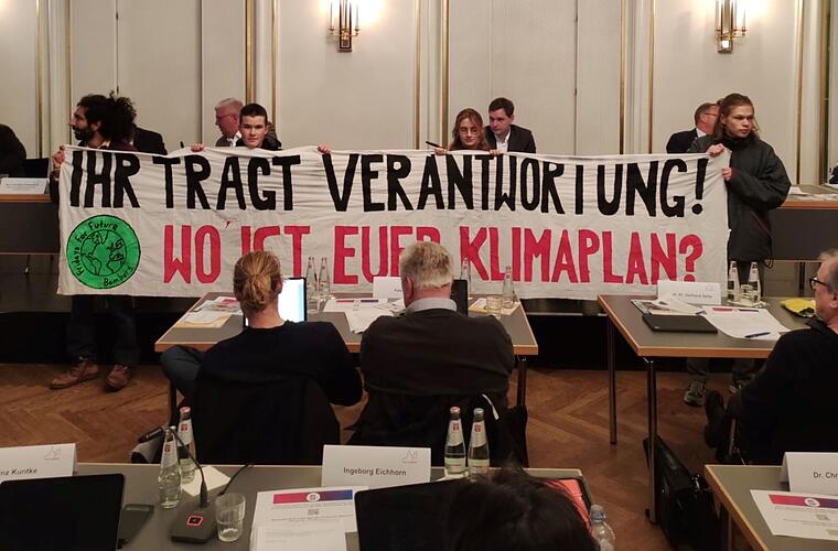 Bamberg: "Fridays For Future"-Aktivisten stürmen Stadtrat - "ziemlich gestört"