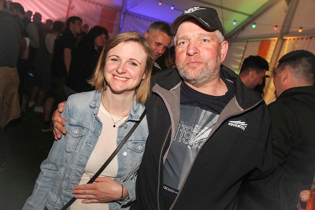 Party mit den DORFROCKERN Party mit den DORFROCKERN