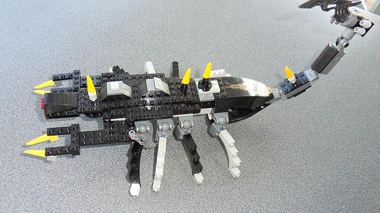 Ein Skorpion wurde von Paul (11) gebaut. Foto: Familie Weiß