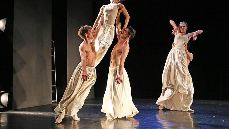 Szene aus Po-Sheng Yehs Choreografie "Soul'd out"